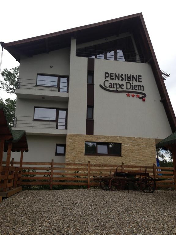 Pensiunea Carpe Diem Ramnicu Valcea Bagian luar foto