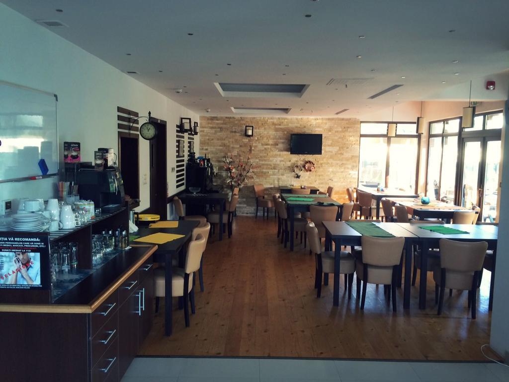 Pensiunea Carpe Diem Ramnicu Valcea Bagian luar foto